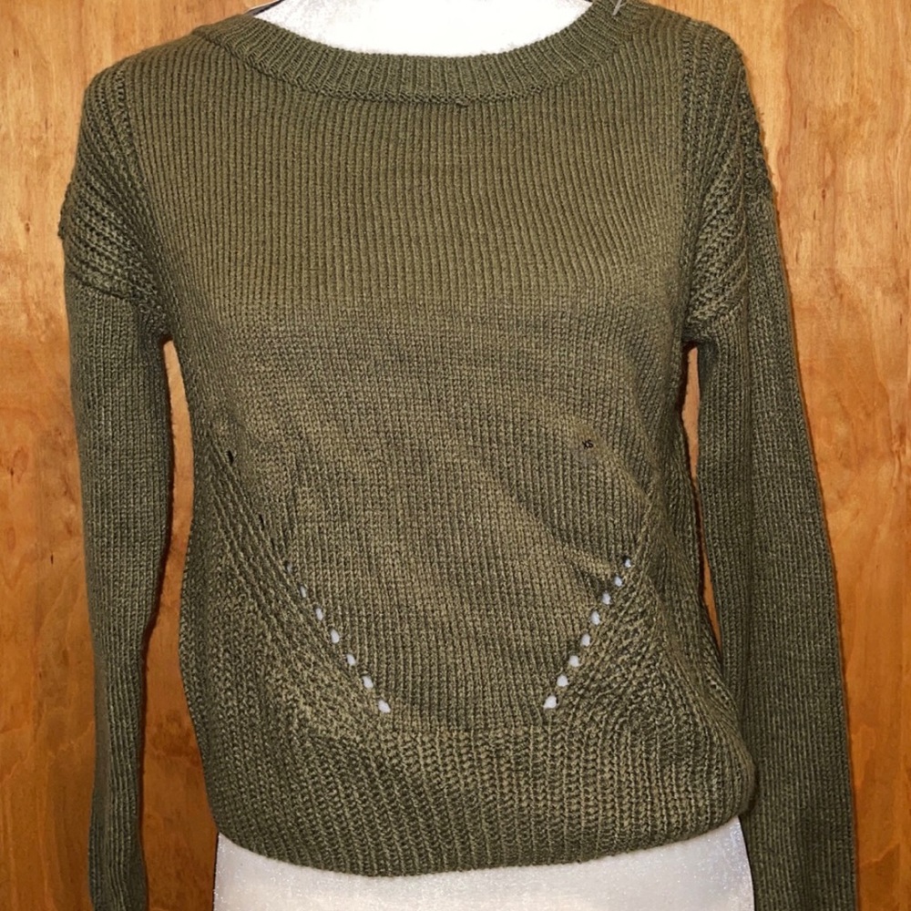 brand new aero sweater